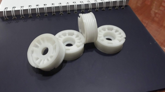 بكرة ماكينة زجاج صغيرة