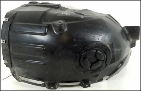 كرتيرة رفرف امامى CLA (W118) L