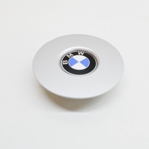 طاسة جنط كبيرة E34