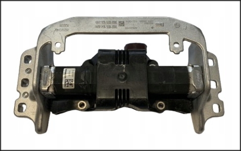 قاعدة فتيس خلفية